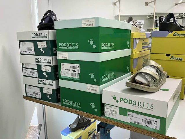 Semi-orthopedische schoenen - afbeelding 29 van  39