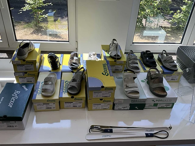 Semi-orthopedische schoenen - afbeelding 33 van  39