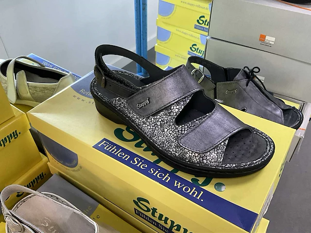 Semi-orthopedische schoenen - afbeelding 39 van  39