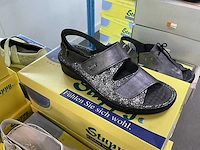 Semi-orthopedische schoenen - afbeelding 39 van  39