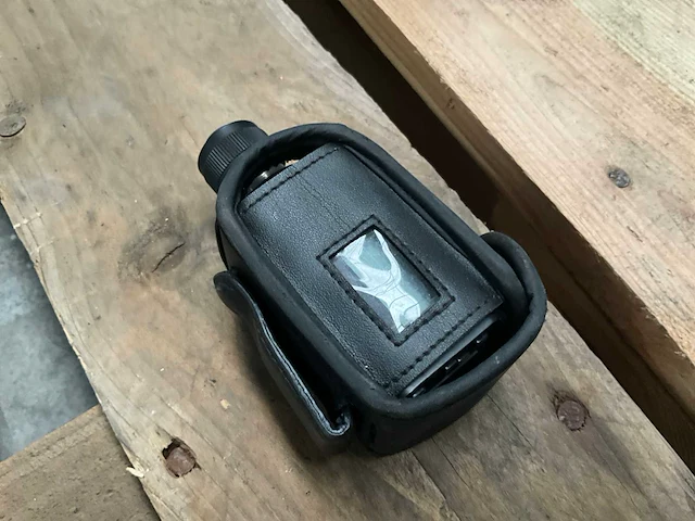 Senheiser skp 2000 plug on transmitter - afbeelding 1 van  3