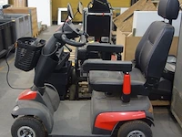 Senioren scooter met lader invacare - afbeelding 1 van  6