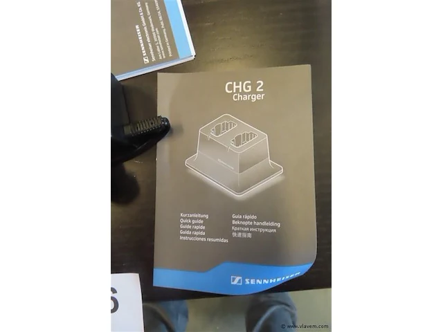 Sennheiser chg 2 charger - afbeelding 2 van  4