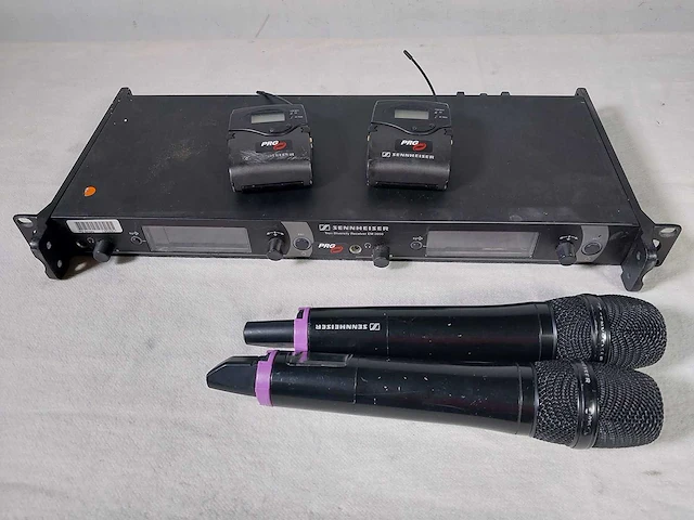 Sennheiser em2050 receiver w/2 x bodypack sk2000 & 2 x handmicrophone skm2000 (718-790mhz) - afbeelding 1 van  13