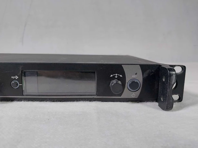 Sennheiser em2050 receiver w/2 x bodypack sk2000 & 2 x handmicrophone skm2000 (718-790mhz) - afbeelding 6 van  13