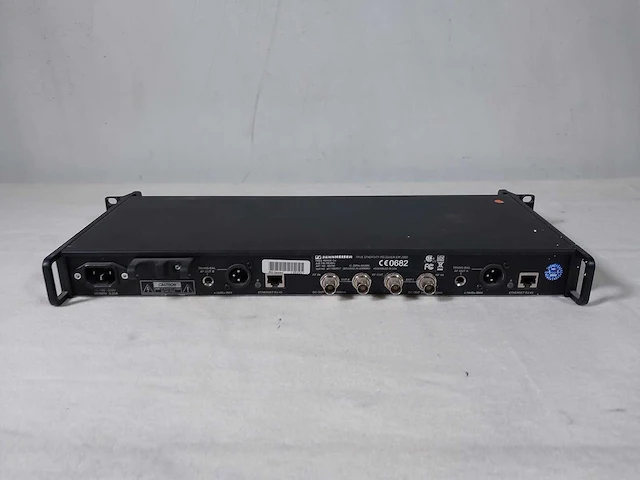 Sennheiser em2050 receiver w/2 x bodypack sk2000 & 2 x handmicrophone skm2000 (718-790mhz) - afbeelding 10 van  13