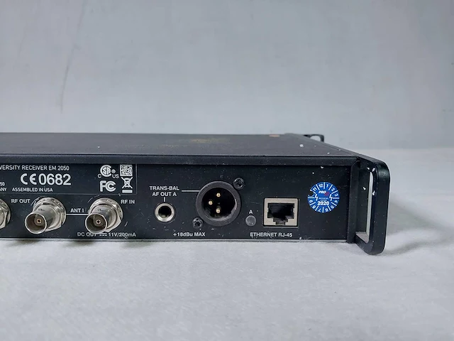 Sennheiser em2050 receiver w/2 x bodypack sk2000 & 2 x handmicrophone skm2000 (718-790mhz) - afbeelding 11 van  13