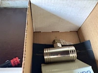 Sensor met bevestiging - afbeelding 2 van  3