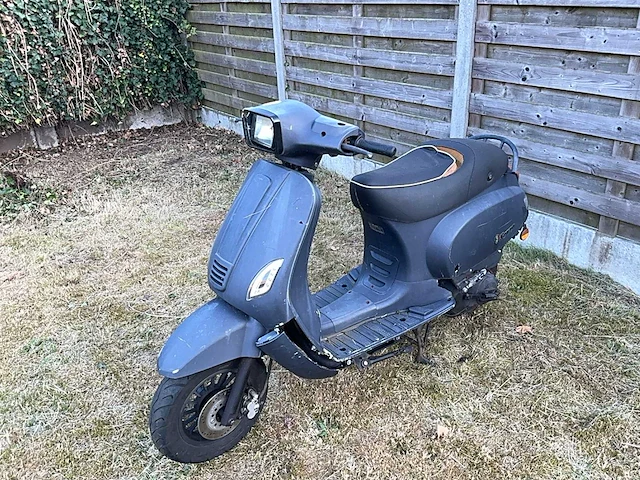 Senzo scooter - afbeelding 1 van  6