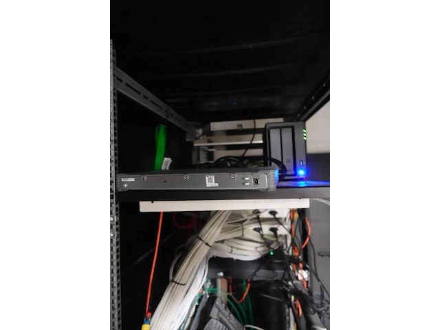 Serverinstallatie - afbeelding 3 van  5