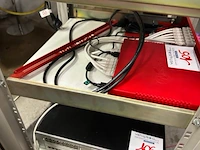 Serverkast met inhoud samengesteld lot 101-106 - afbeelding 5 van  5