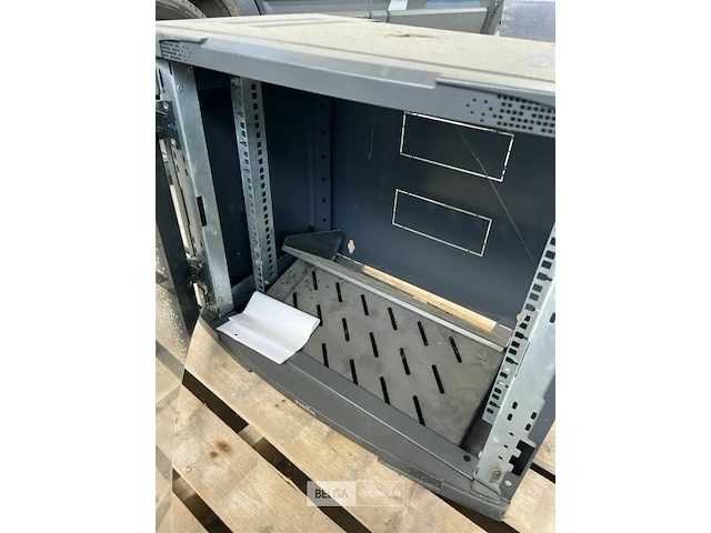Serverkast - afbeelding 2 van  3