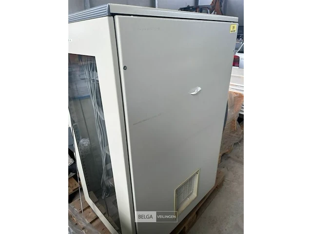 Serverkast - afbeelding 2 van  3
