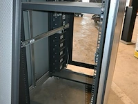 Serverkast - afbeelding 5 van  5