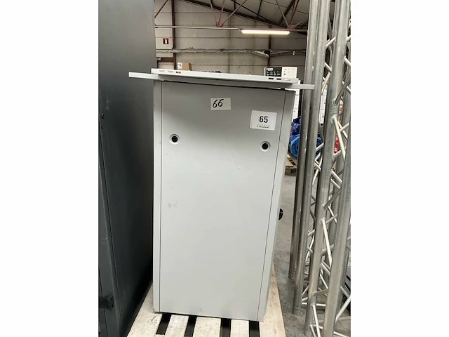Serverkast - afbeelding 1 van  3