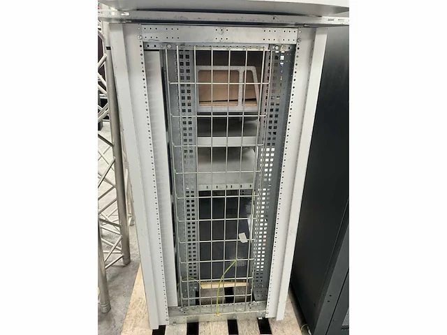 Serverkast - afbeelding 2 van  3