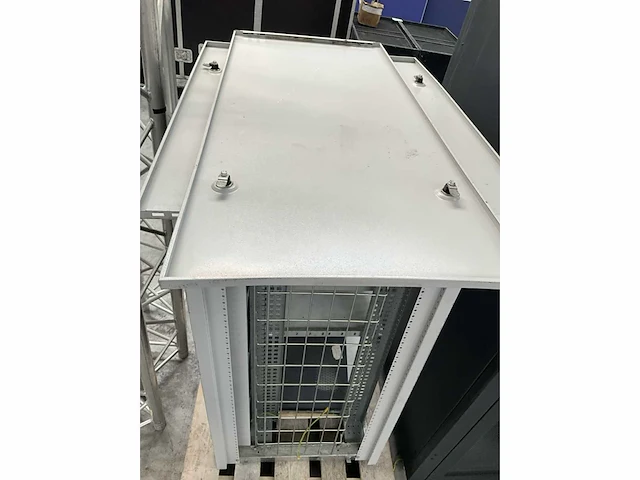 Serverkast - afbeelding 3 van  3