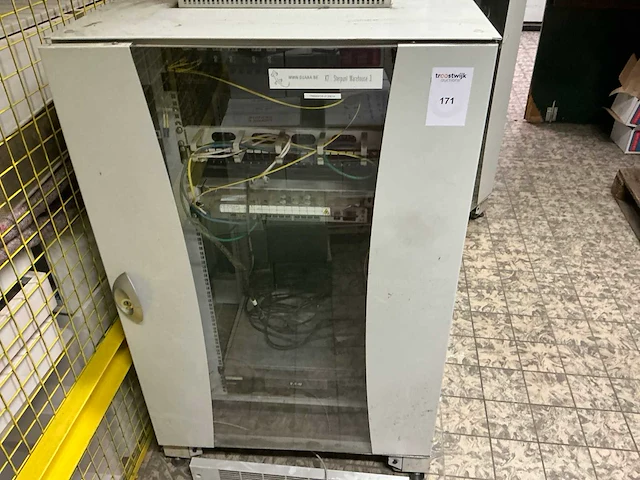 Serverrack (3x) - afbeelding 5 van  11