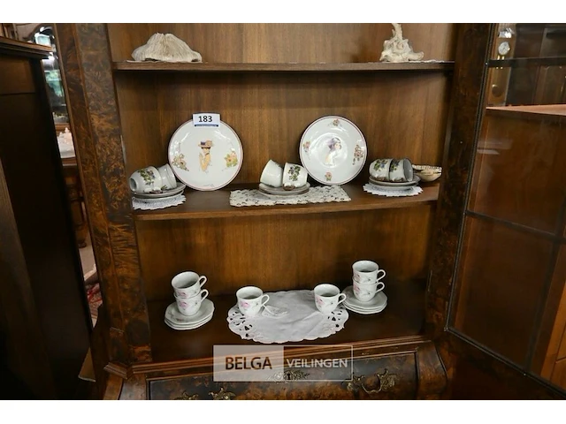 Servies + decoratie - afbeelding 1 van  6