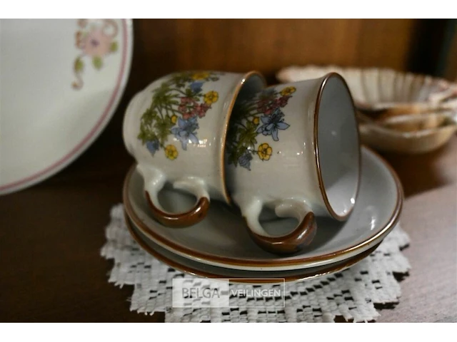 Servies + decoratie - afbeelding 2 van  6