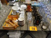 Servies en dergelijken - afbeelding 1 van  5