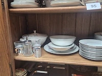 Servies, plateau's, enzovoort - afbeelding 3 van  3