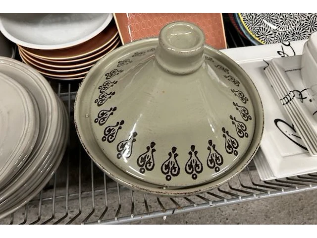 Servies - afbeelding 4 van  7