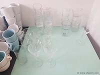 Servies - afbeelding 2 van  4