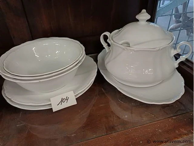 Servies - afbeelding 3 van  4