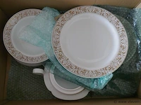 Servies - afbeelding 1 van  2