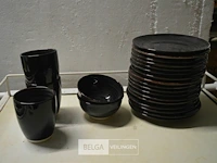 Servies - afbeelding 1 van  3