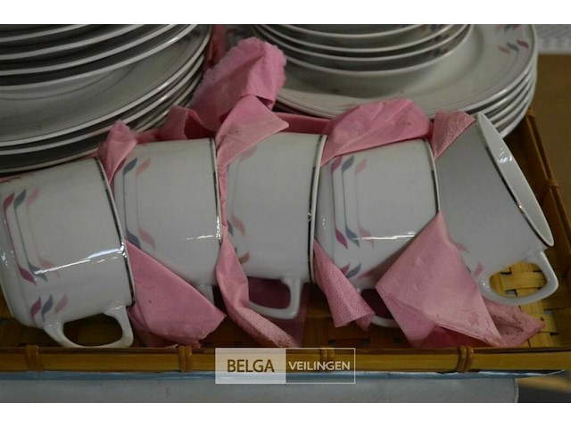 Servies - afbeelding 4 van  4