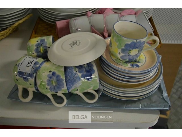 Servies - afbeelding 1 van  3