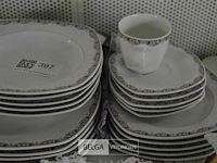 Servies - afbeelding 3 van  4