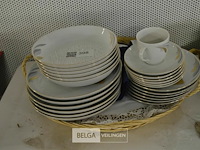 Servies - afbeelding 1 van  4