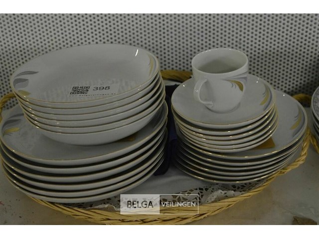 Servies - afbeelding 2 van  4