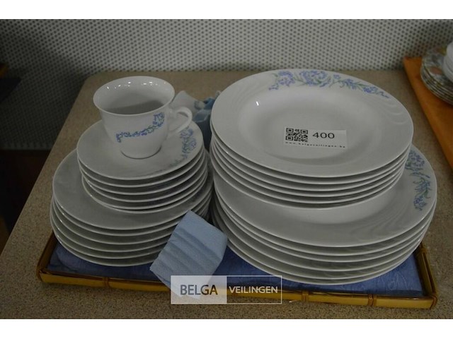 Servies - afbeelding 1 van  4