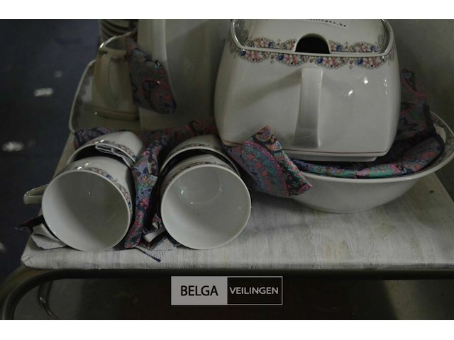 Servies - afbeelding 6 van  6