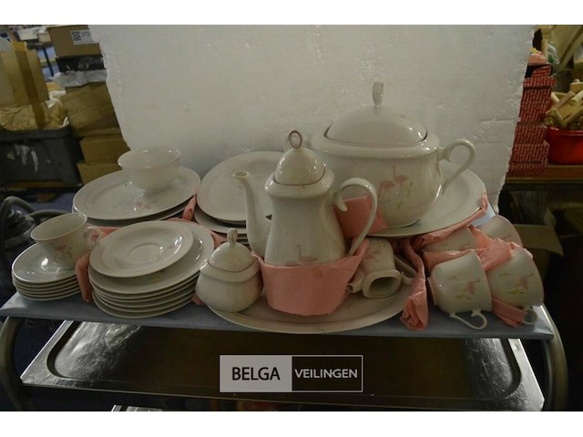 Servies - afbeelding 1 van  6