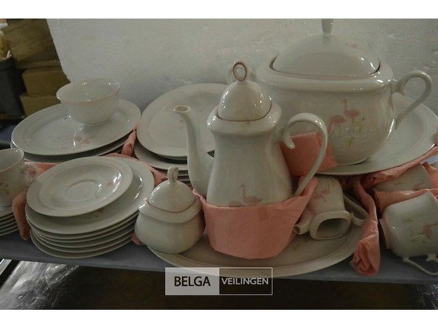 Servies - afbeelding 2 van  6