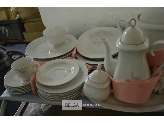 Servies - afbeelding 3 van  6