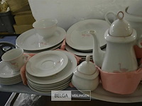 Servies - afbeelding 3 van  6