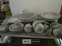 Servies - afbeelding 1 van  6