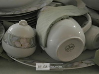 Servies - afbeelding 3 van  6