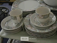 Servies - afbeelding 4 van  6