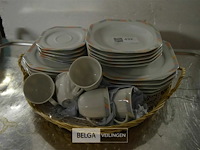 Servies - afbeelding 2 van  3