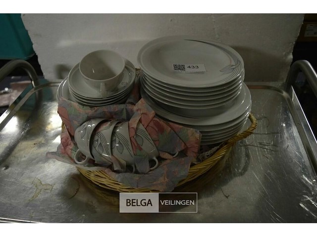 Servies - afbeelding 1 van  4