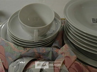 Servies - afbeelding 3 van  4