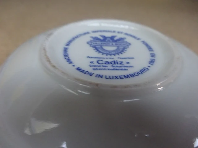 Servies - afbeelding 2 van  2