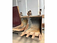 Set 2 graafbakken minigraver - afbeelding 2 van  5